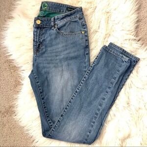 C Wonder Jeans Womens 28 Medium Wash Slim Straight Denim Pants  Classic 5 Pocket